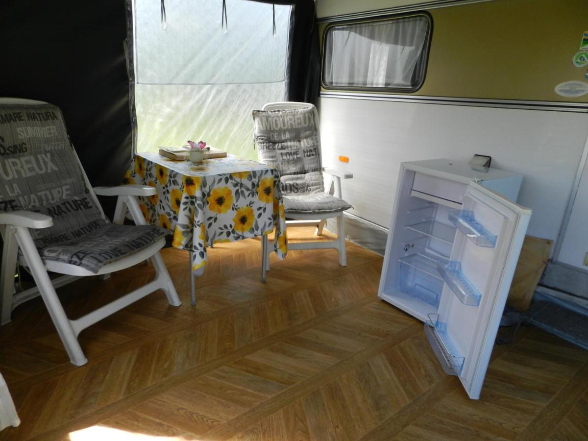 De Veenborg Kolham Bagian luar foto